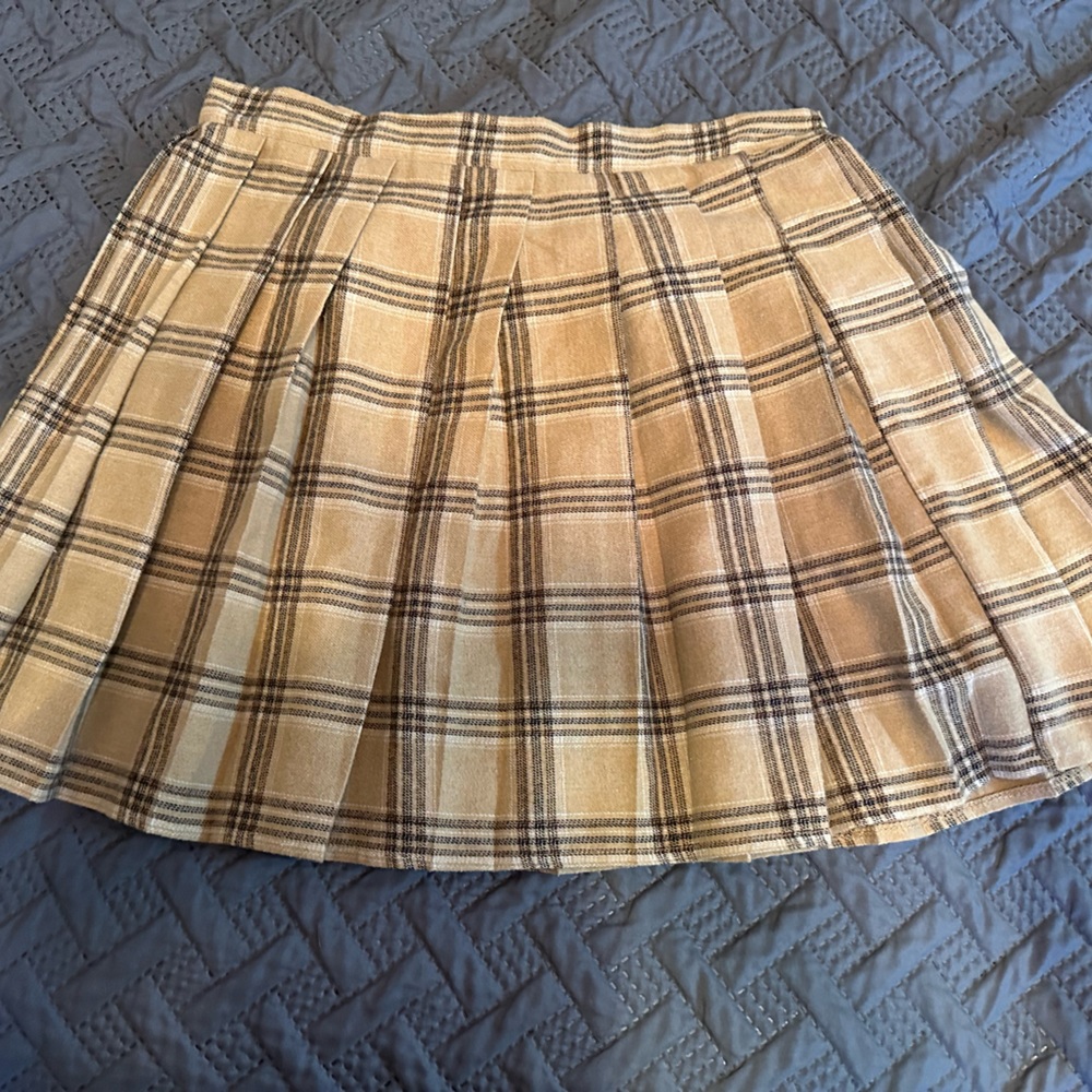 Khaki tartan pleated skirt